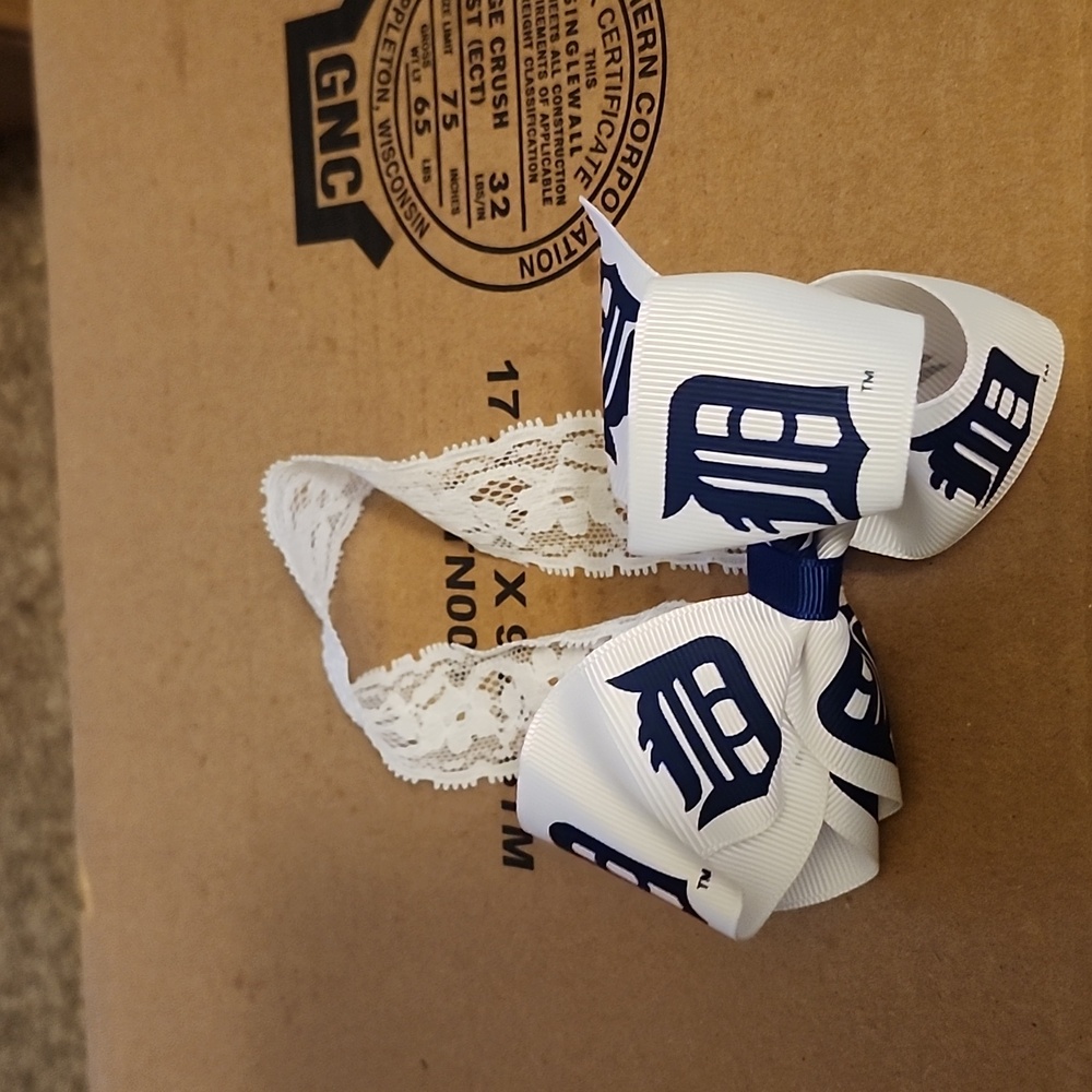 Detroit Tigers garter belt